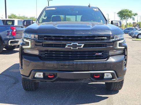 Used 2021 Chevrolet Silverado 1500 LT Trail Boss w/ Convenience Package II image 2