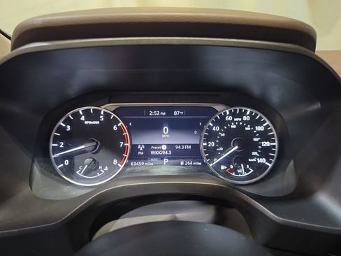 Used 2023 Nissan Rogue S AWD/4WD image 10