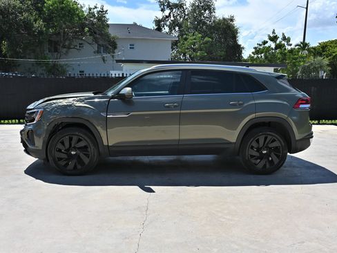 Used 2025 Volkswagen Atlas Cross Sport SE AWD/4WD image 7