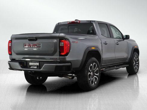 Used 2023 GMC Canyon AT4 image 5