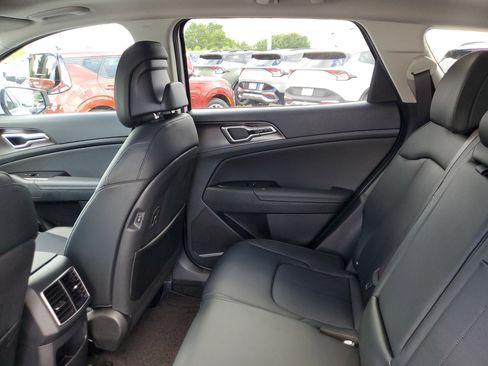 New 2026 Kia Sportage EX w/ EX Panorama Roof Package image 10