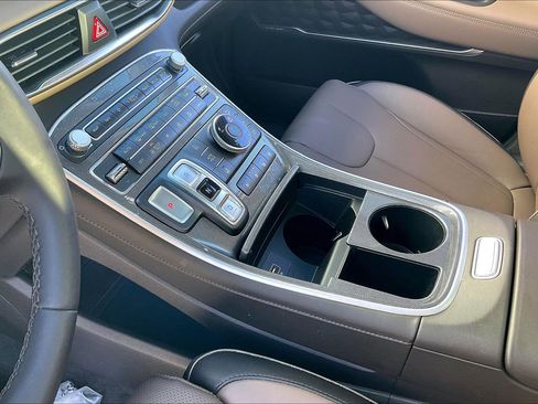 Used 2023 Hyundai Santa Fe Limited image 22