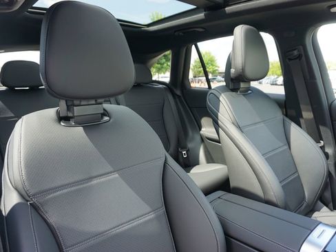 Certified 2025 Mercedes-Benz GLC 300 4MATIC image 67