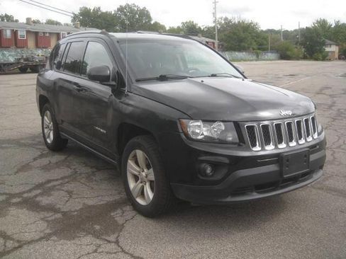 Used 2016 Jeep Compass Sport w/ Power Value Group image 3