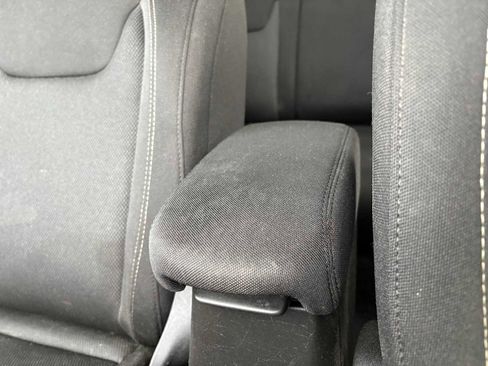 Used 2020 Jeep Renegade Sport image 34