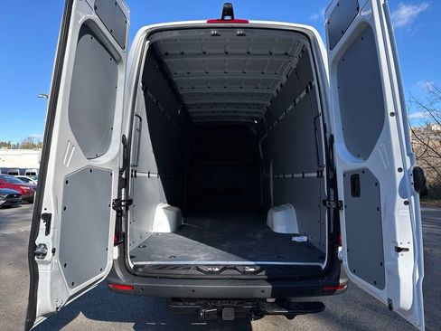 New 2025 Mercedes-Benz Sprinter 3500 image 23