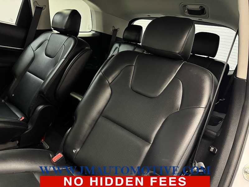 Used 2022 Kia Telluride S AWD/4WD image 16