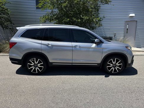 Used 2021 Honda Pilot Touring image 5
