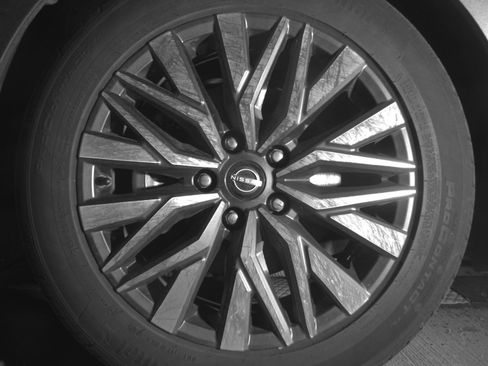 Used 2025 Nissan Altima 2.5 SV image 12