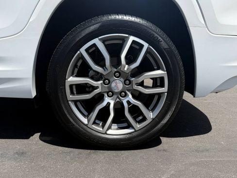 Used 2022 GMC Terrain Denali w/ Denali Premium Package AWD/4WD image 22