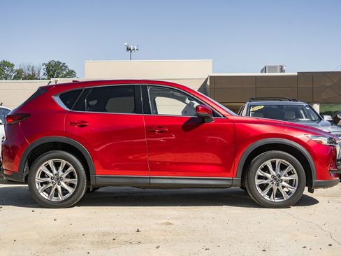 Used 2021 MAZDA CX-5 Grand Touring w/ GT Premium Package image 3