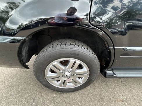 Used 2007 Mercury Mountaineer Premier image 32