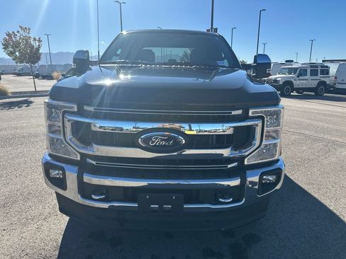 Used 2021 Ford F250 XLT w/ XLT Premium Package AWD/4WD image 3