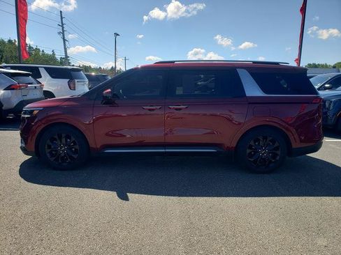 Certified 2024 Kia Carnival SX Prestige FWD image 8