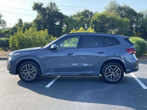 Used 2023 BMW X1 xDrive28i w/ Premium Package AWD/4WD image 4