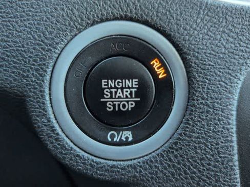 Used 2018 Dodge Charger R/T Scat Pack image 38