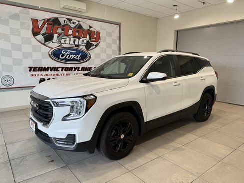 Used 2023 GMC Terrain SLE w/ Driver Convenience Package image 1