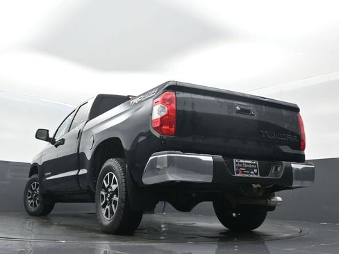 Used 2017 Toyota Tundra SR5 image 30