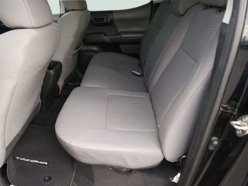 Used 2018 Toyota Tacoma SR w/ SR Convenience Package RWD image 12