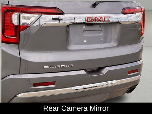 Used 2021 GMC Acadia Denali w/ Denali Technology Package FWD image 7