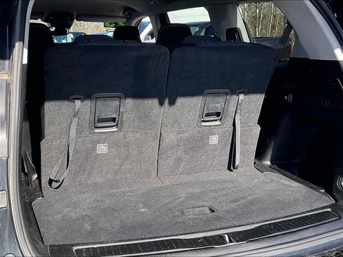 Used 2023 Jeep Grand Cherokee L Laredo image 35