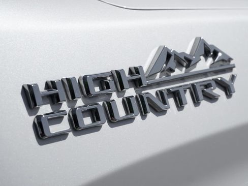 Used 2019 Chevrolet Silverado 1500 High Country w/ Technology Package image 52