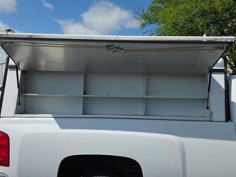Used 2012 Chevrolet Silverado 1500 W/T RWD image 6