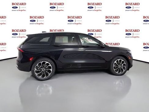 New 2026 Lincoln Nautilus Reserve AWD/4WD image 9