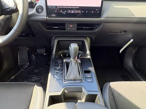 New 2026 MAZDA CX-5 Preferred AWD/4WD image 15