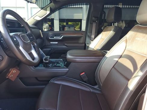 Used 2024 GMC Sierra 1500 Denali w/ Denali Reserve Package AWD/4WD image 19
