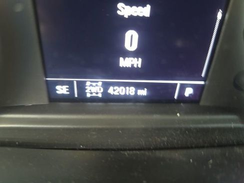 Used 2023 Chevrolet Silverado 1500 Custom image 13