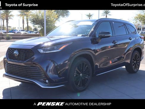 Certified 2024 Toyota Highlander XSE image 1