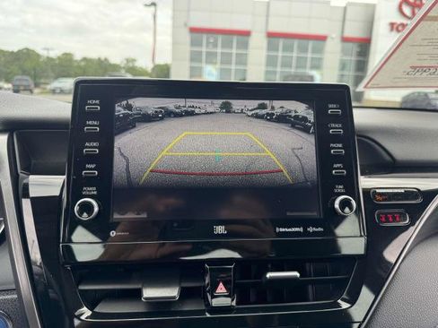 Certified 2021 Toyota Camry XLE image 25