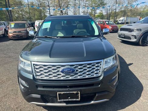 Used 2016 Ford Explorer Platinum AWD/4WD image 22
