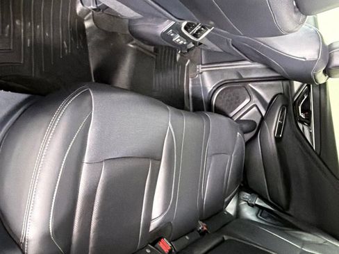 Used 2020 Subaru Outback Limited AWD/4WD image 19