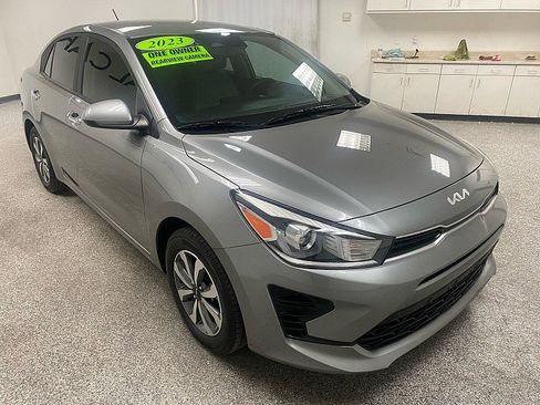 Used 2023 Kia Rio S w/ Technology Package image 3
