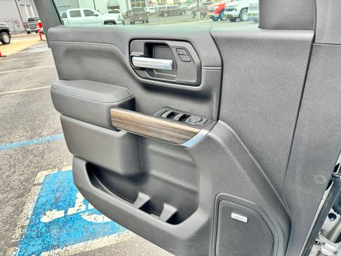 Used 2020 Chevrolet Silverado 1500 RST w/ All-Star Edition image 27