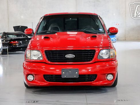 Used 2003 Ford F150 Lightning image 6