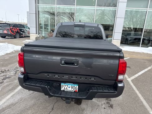 Certified 2019 Toyota Tacoma TRD Sport image 3