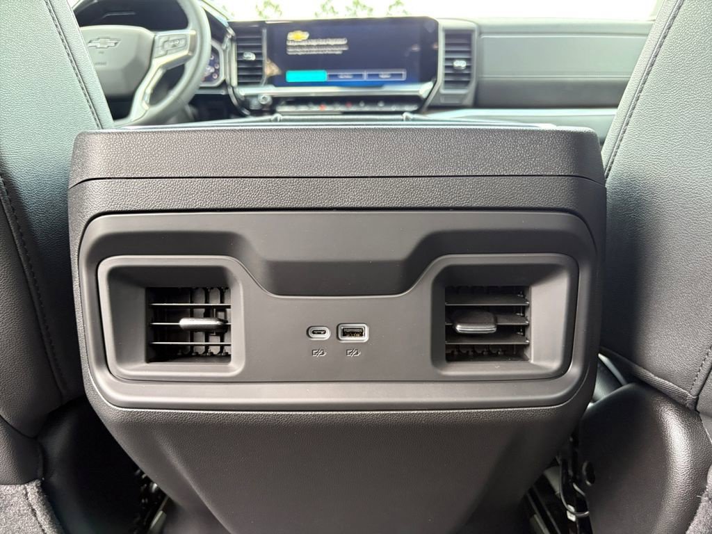 New 2026 Chevrolet Silverado 1500 RST w/ Redline Edition AWD/4WD image 5