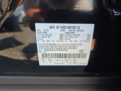 Used 2023 Ford Explorer XLT w/ Equipment Group 202A AWD/4WD image 27