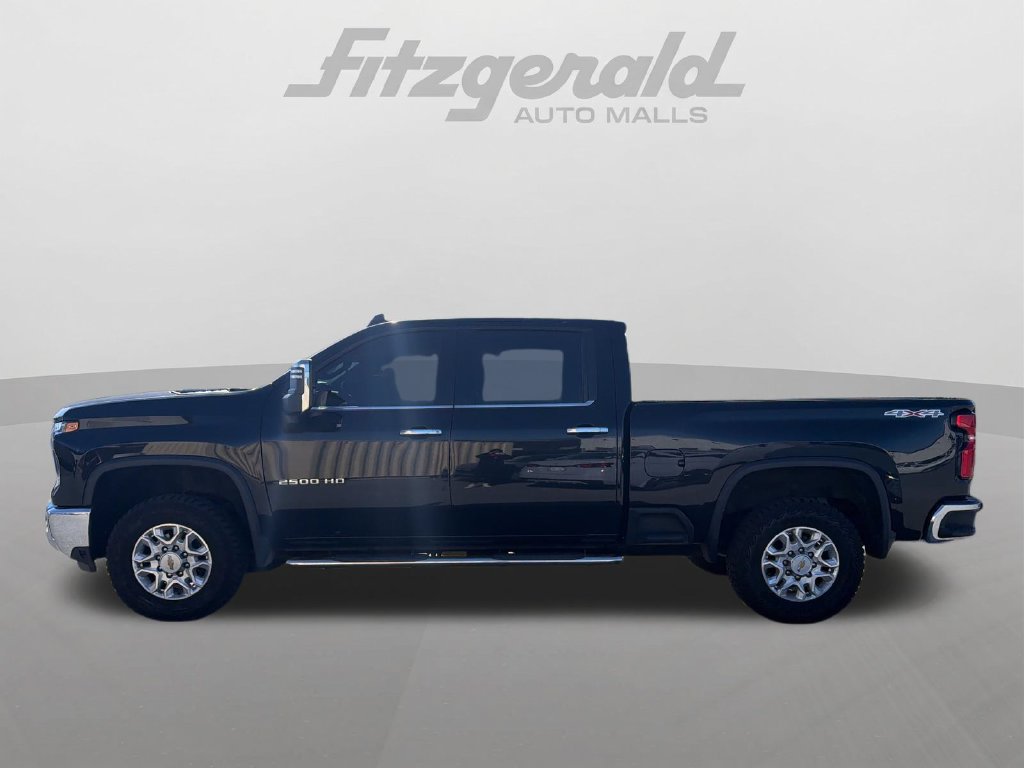 Used 2024 Chevrolet Silverado 2500 LTZ AWD/4WD image 5
