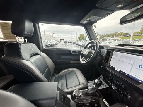 Used 2023 Ford Bronco Outer Banks image 15