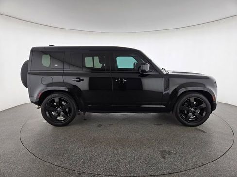 Certified 2023 Land Rover Defender 110 V8 image 6