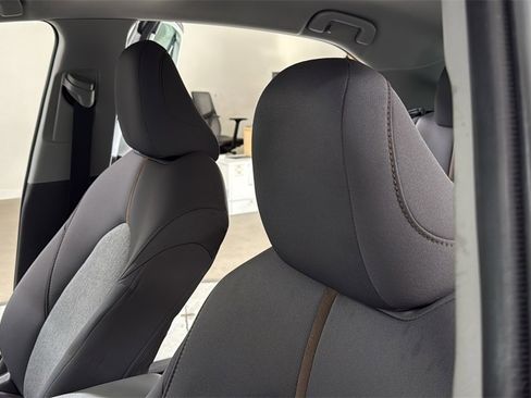 Certified 2020 Toyota Camry LE image 13