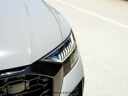 Used 2024 Audi RS Q8 AWD/4WD image 76