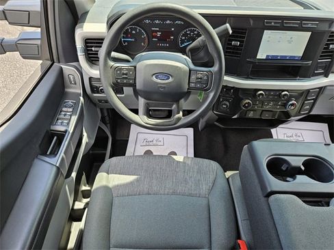 Used 2024 Ford F350 XLT image 11