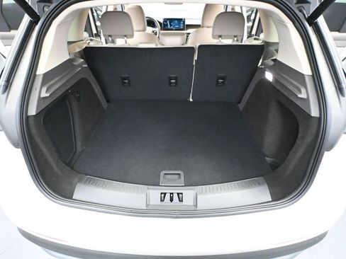 Used 2023 Lincoln Corsair Reserve image 39