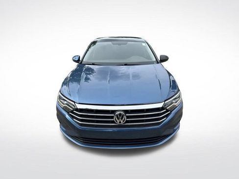 Used 2020 Volkswagen Jetta SE FWD image 2