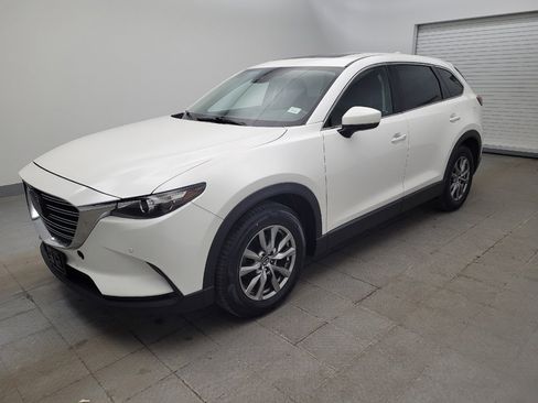 Used 2019 MAZDA CX-9 Touring w/ Touring Premium Package image 2